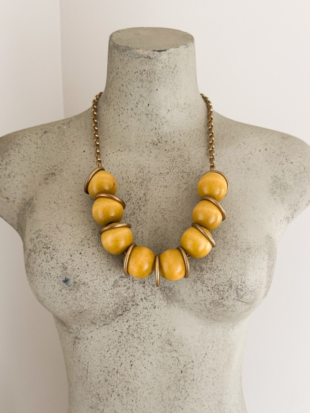 Vintage 1970s Disco Chunky Yellow Necklace Hippie Chain Oversized